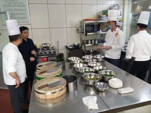 趙豐局長(zhǎng)深入徽州大酒店檢查指導(dǎo)，筑牢餐飲服務(wù)食品安全防線